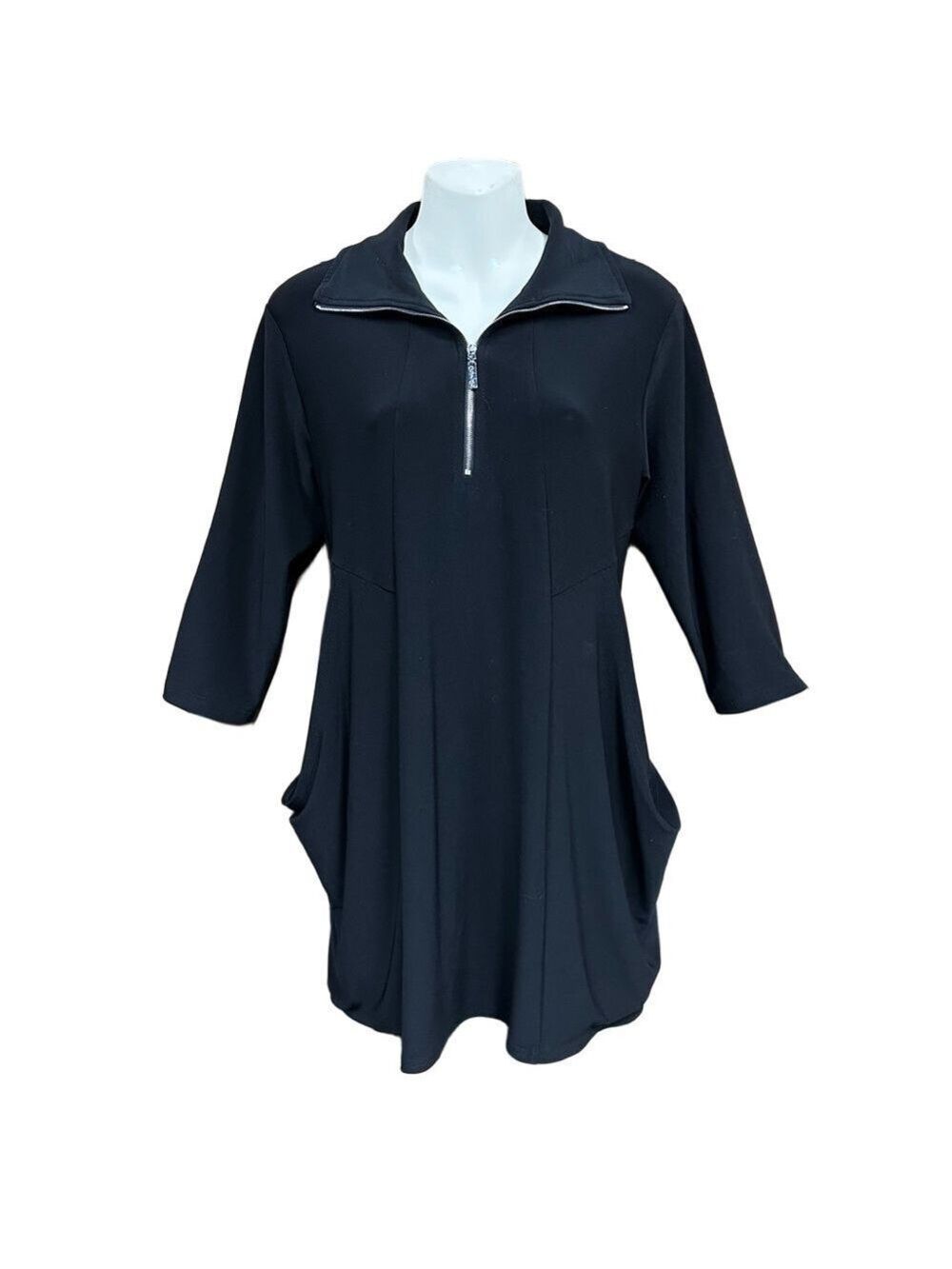 Sympli black quarter zip tunic top Size 8 pockets Lagenlook
Relaxed fit